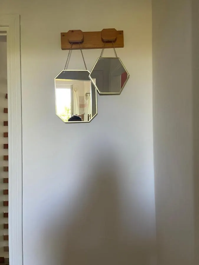 Sunflower Apartament Apartman Sirmione